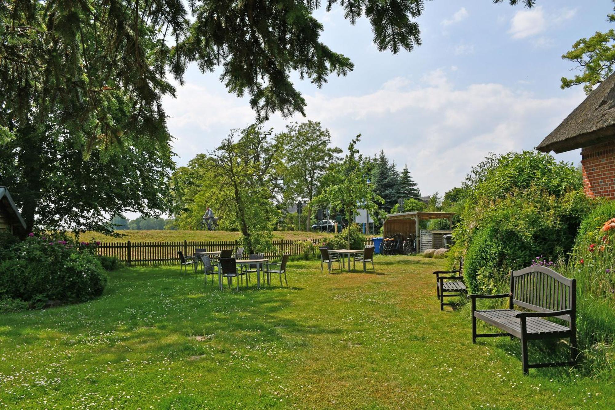 Landhaus Am Deich Middelhagen Bagian luar foto