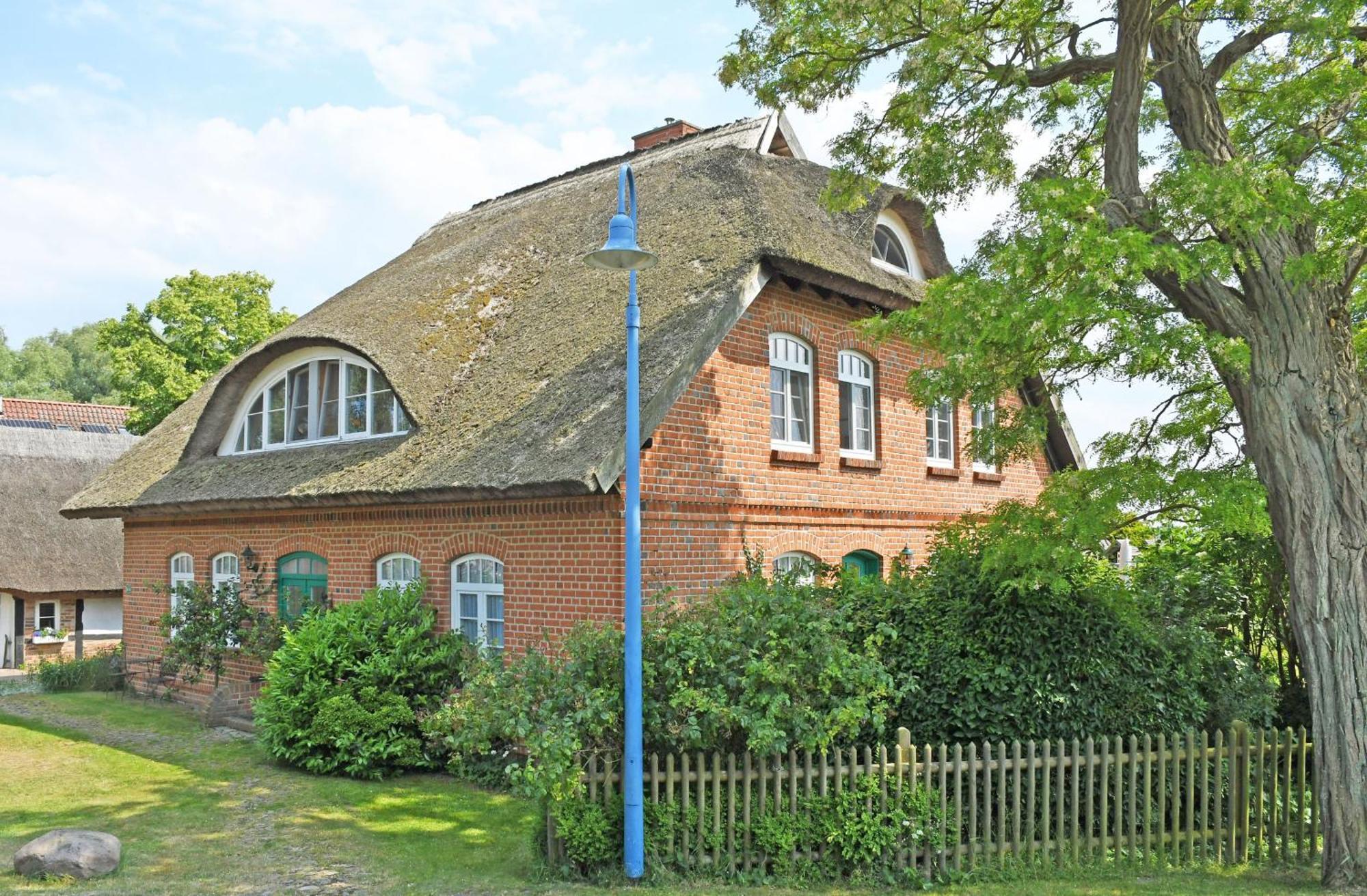 Landhaus Am Deich Middelhagen Bagian luar foto