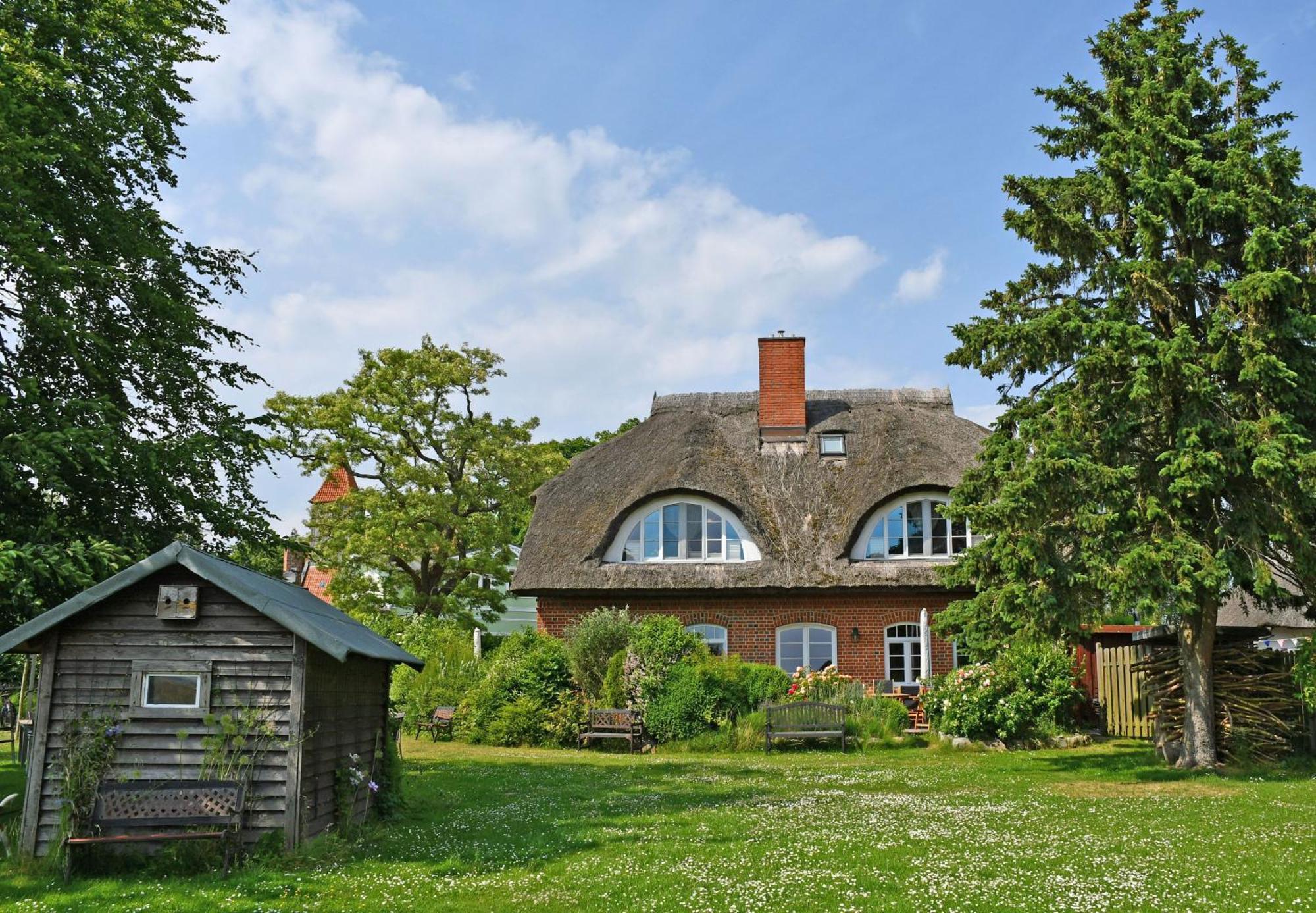 Landhaus Am Deich Middelhagen Bagian luar foto