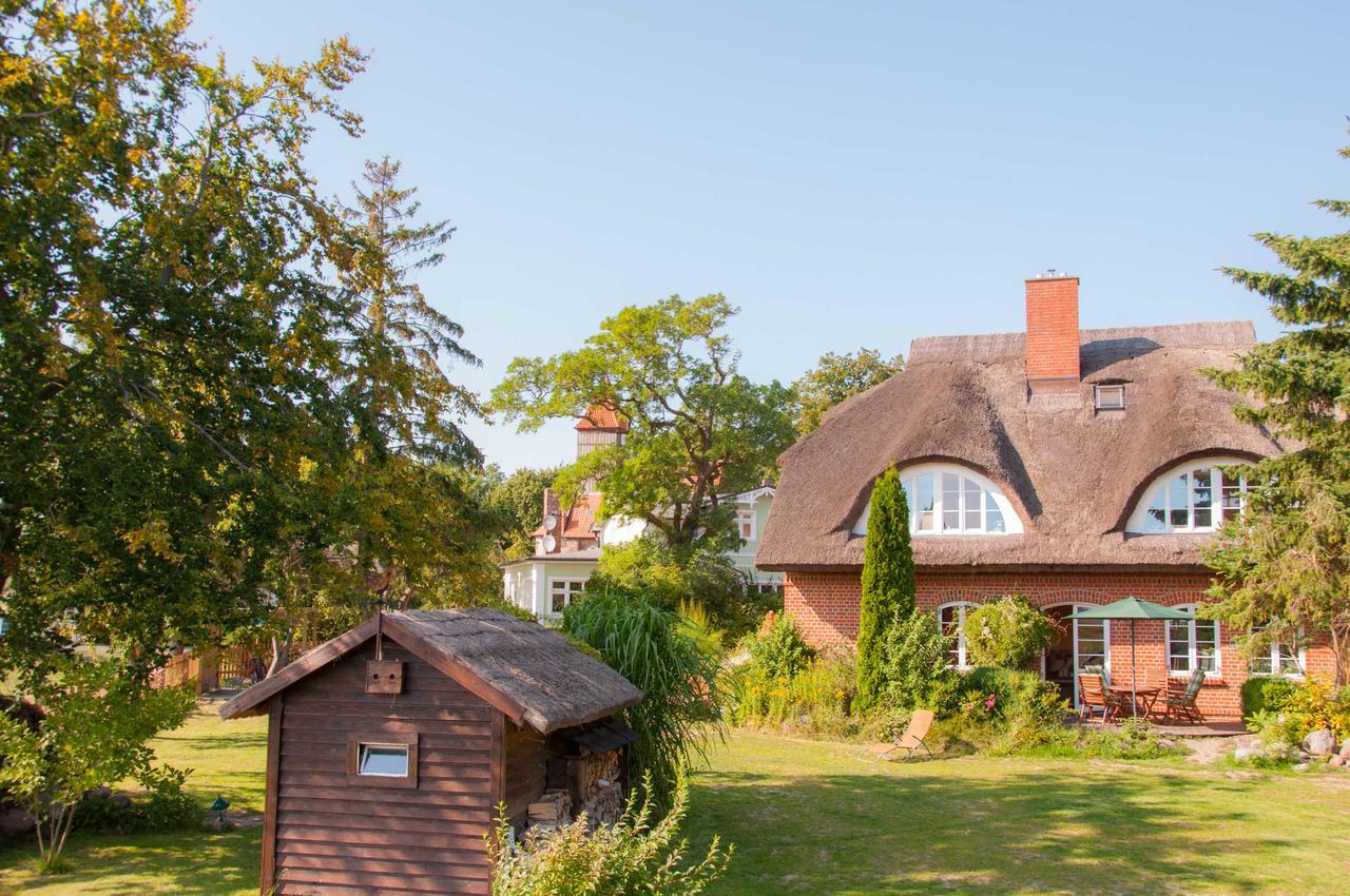Landhaus Am Deich Middelhagen Bagian luar foto